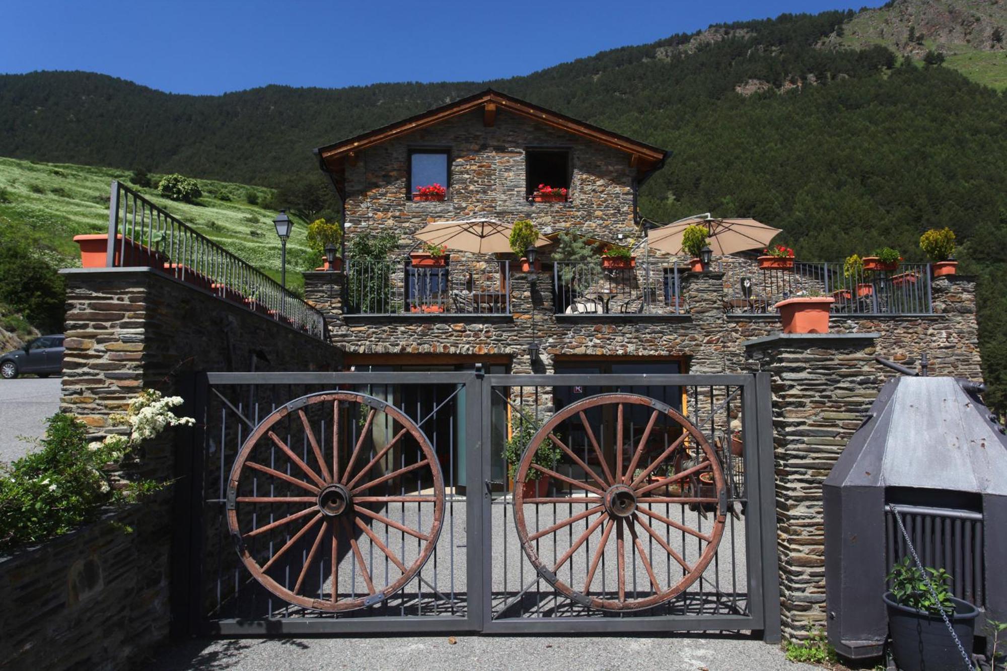 Hotel Parador De Canolich - Only Adults Bixessarri Exteriör bild